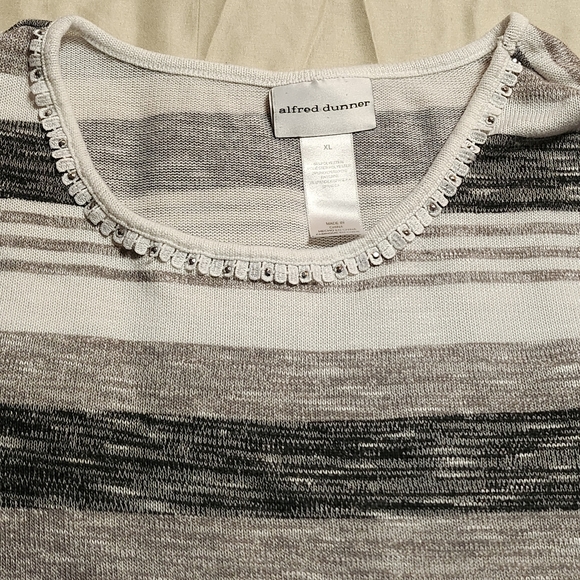 ♡Alfred Dunner Women's 3/4 Sleeve Striped Sweater Size XL - Picture 4 of 6